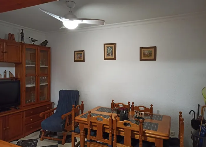 Precioso Apartamento Con Vistas Al Mar.